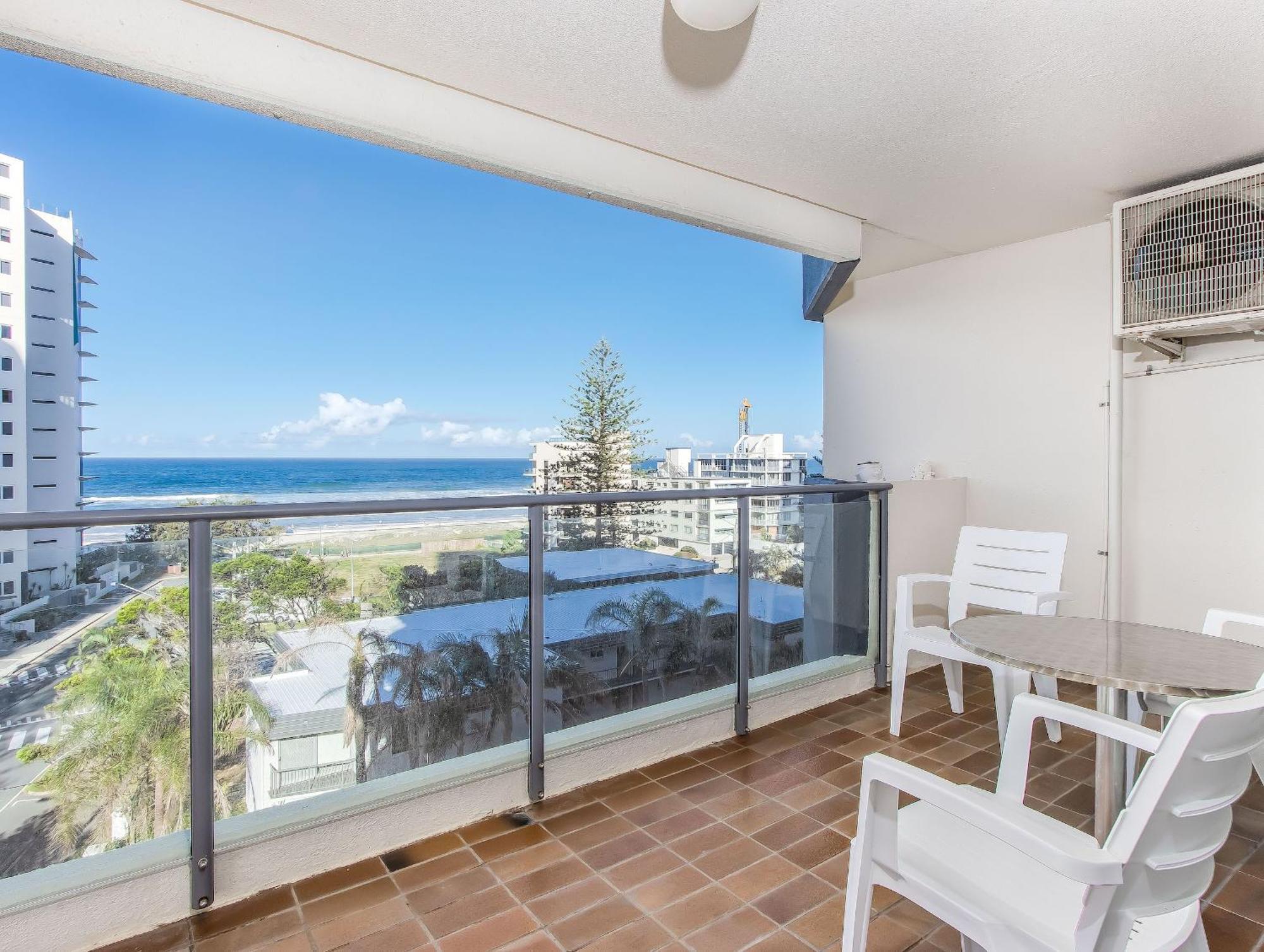 Baronnet Apartments Gold Coast Exteriér fotografie