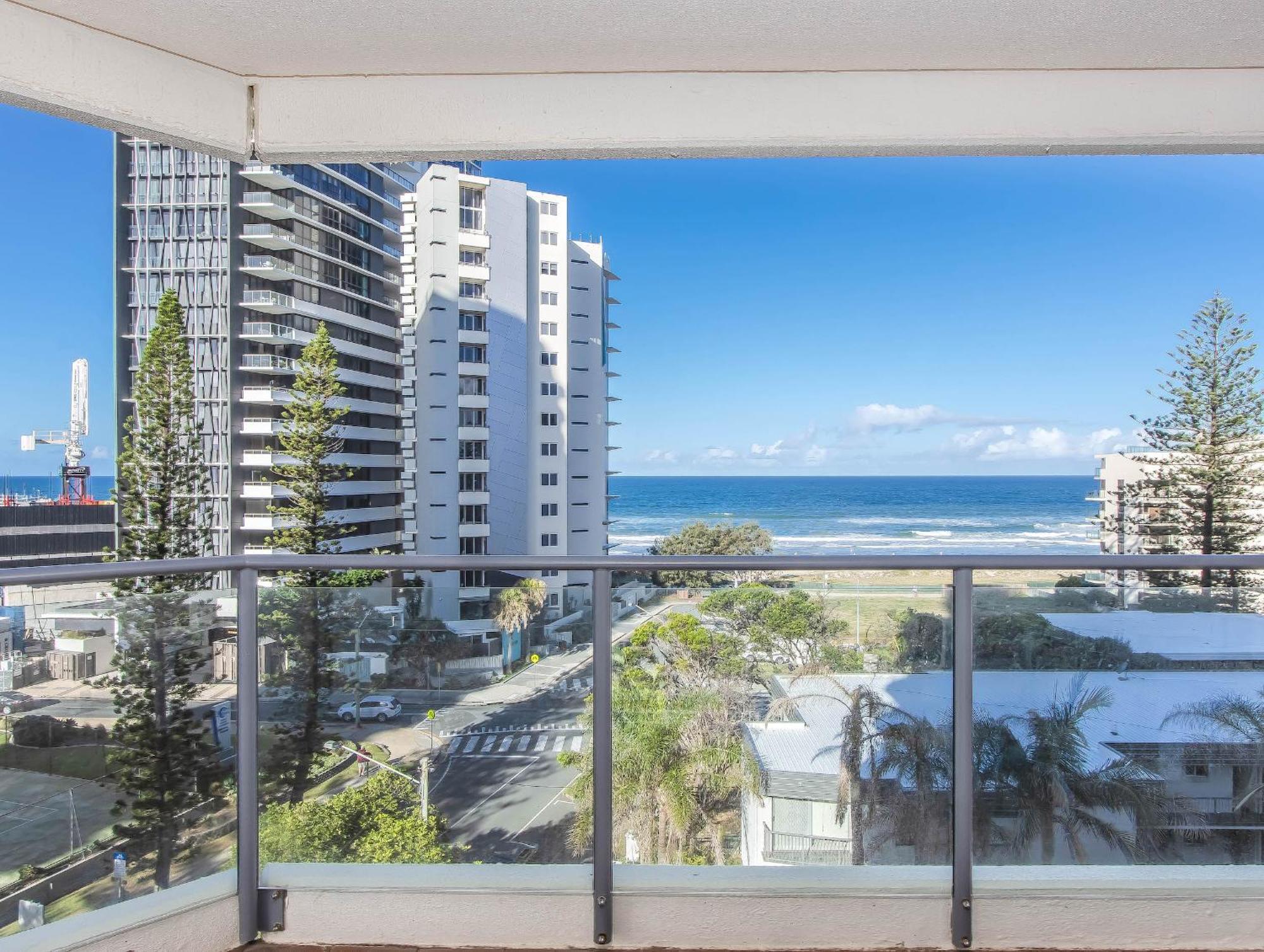 Baronnet Apartments Gold Coast Exteriér fotografie
